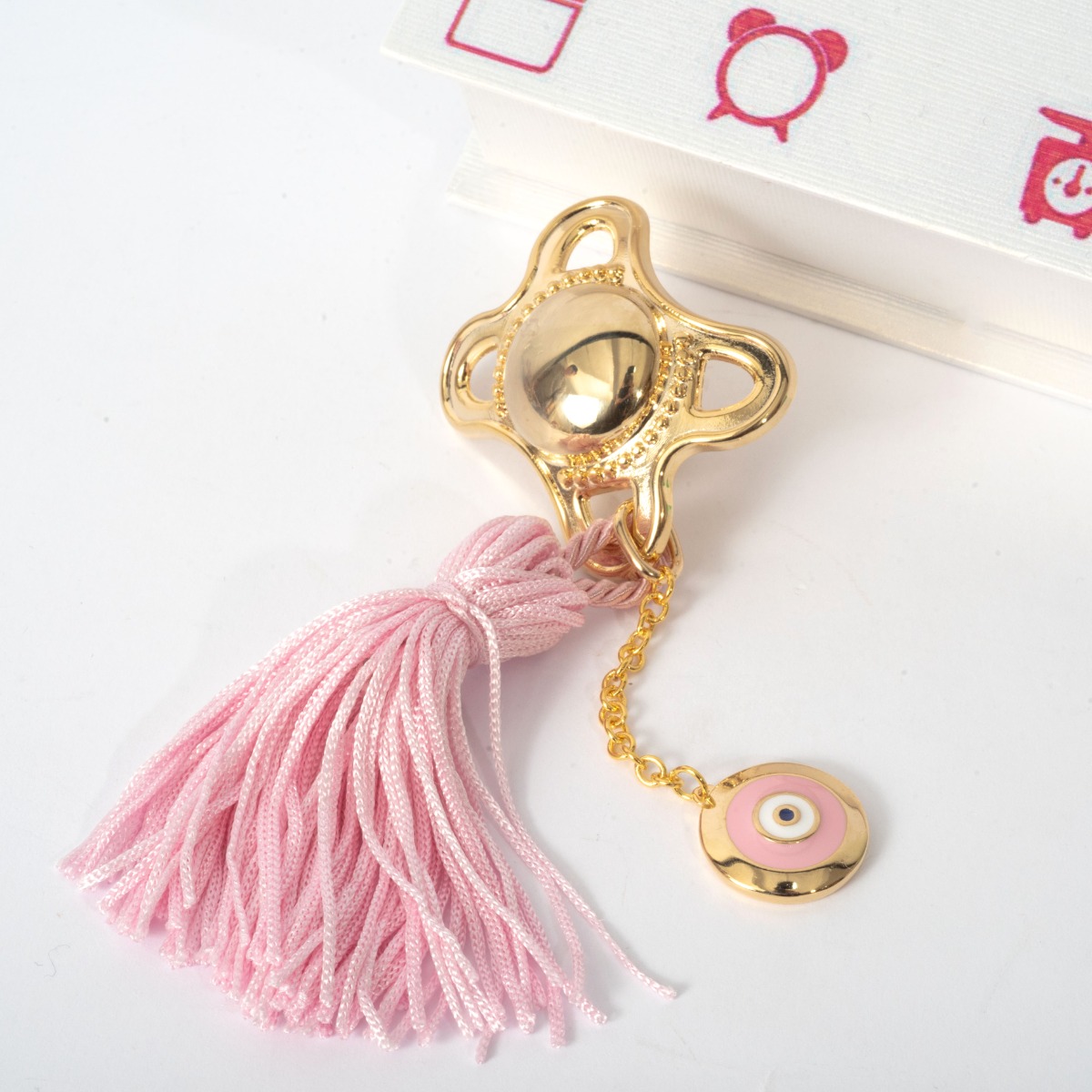 Παιδικό γούρι ορείχαλκος, κίτρινο επιχρύσωμα 24Κ, πιπίλα και μάτι από σμάλτο