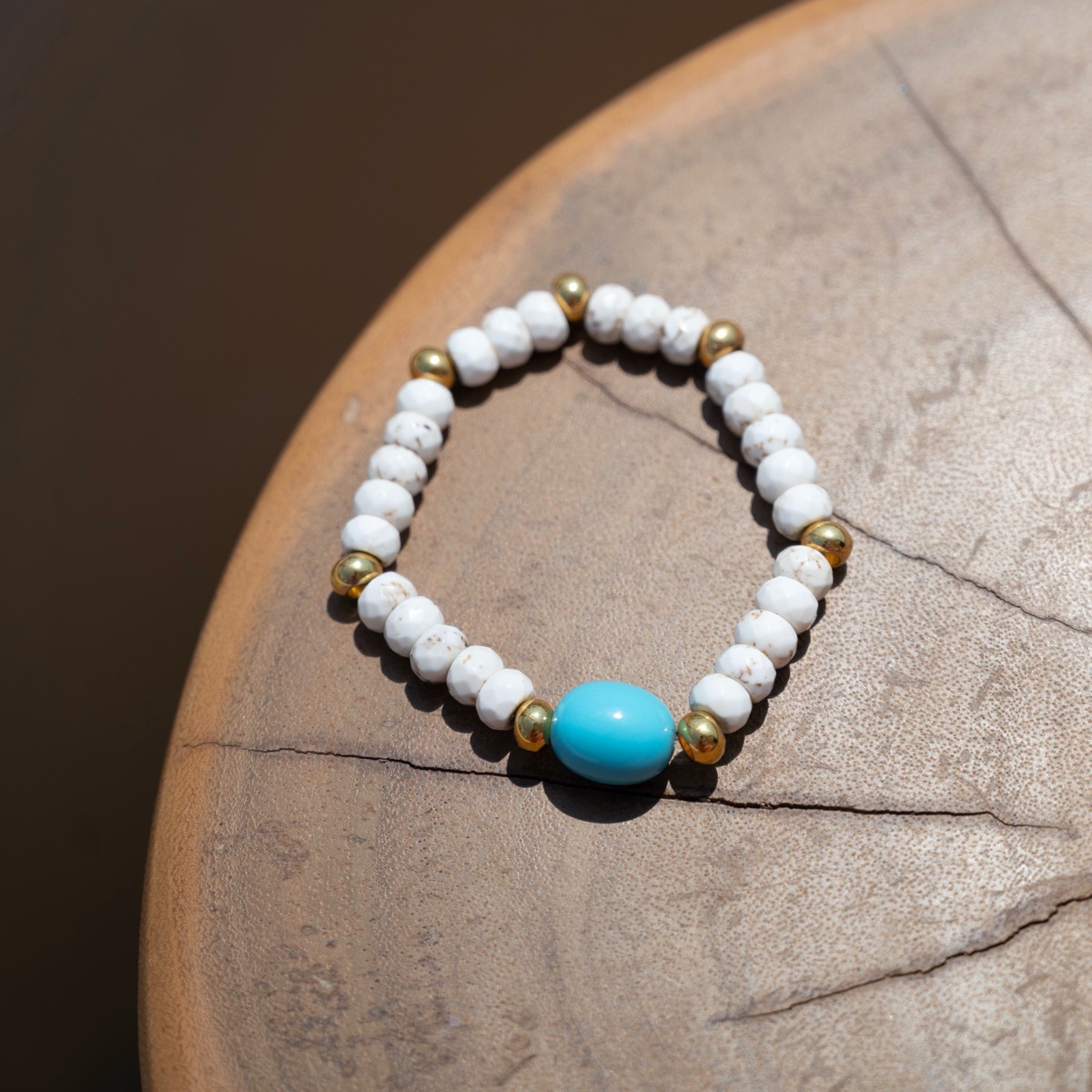 Βραχιόλι Howlite White