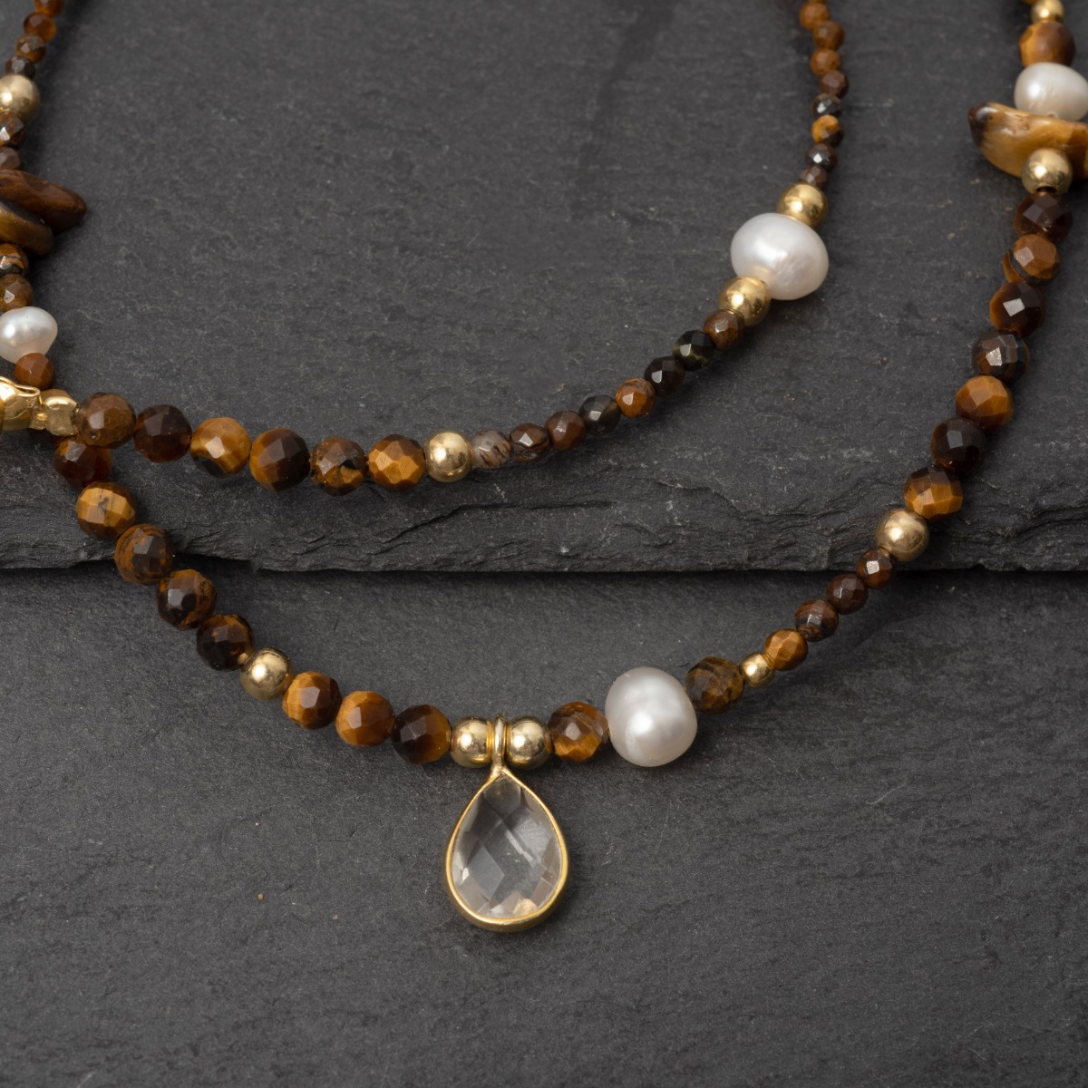 Κολιέ Μάτι της Τίγρης και μαργαριτάρια.